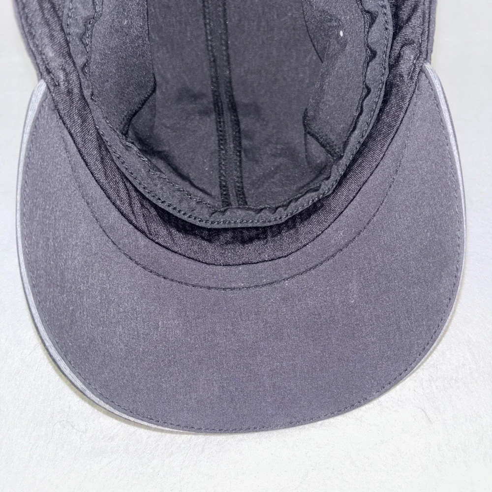 Lululemon Logo Womens One Size Black Adjustable Running Cap Lightweight Stretch